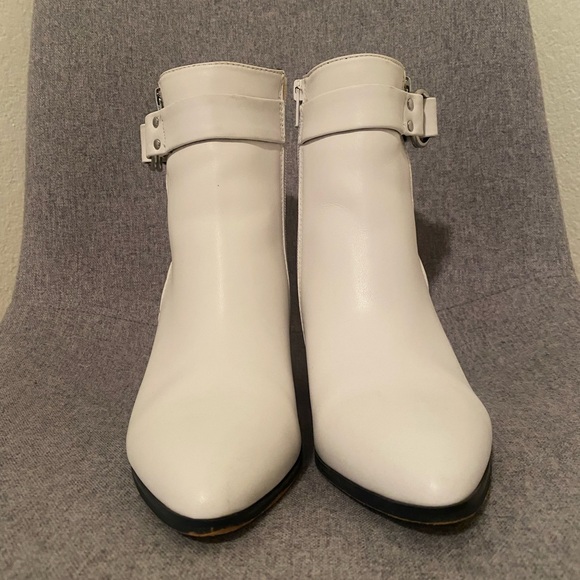 White STEVEN by Steve Madden booties - Picture 8 of 12